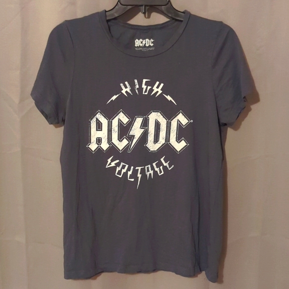 AC/DC Tops - AC/DC graphic tee